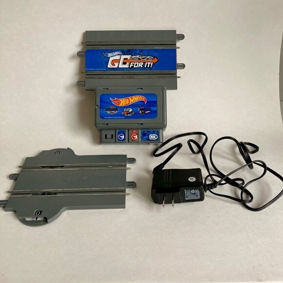 Hot Wheels Slot Car Battery Power Supply Track "Go For It Start/Finish Line 2016 - Picture 1 of 7